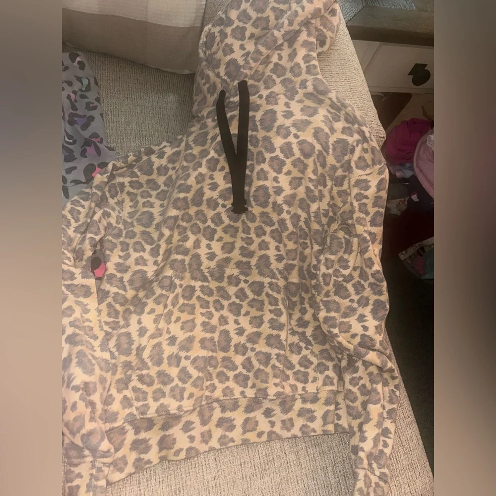 Lot of 6 hoodies for girls size 6 - Picture 8 of 15